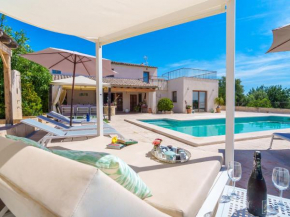 Holiday Home Es Cos by Interhome